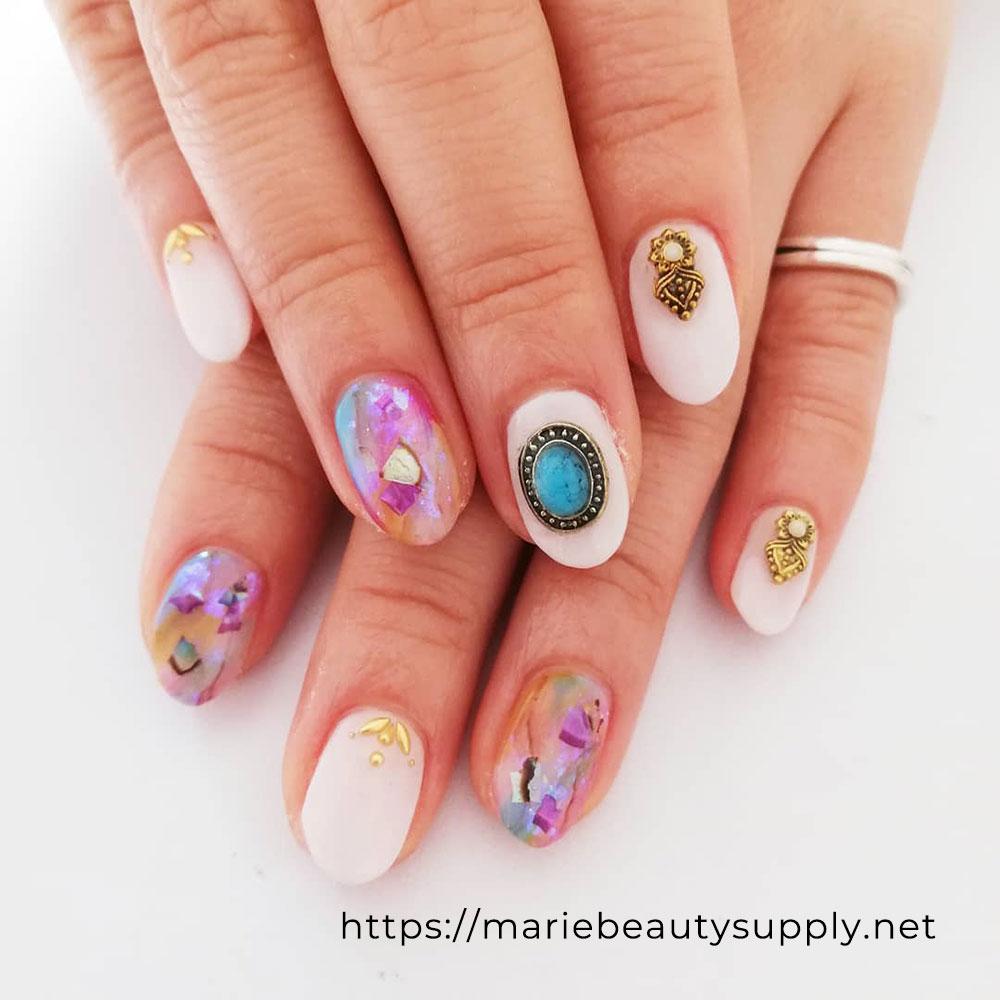 Exotic Concho Nails. Nail Art Gallery by MARIE BEAUTY SUPPLY.