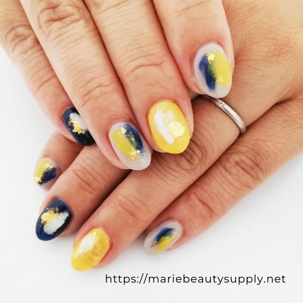 This nuance art is created using 4 different colors with real gold leaf. INITY NE-10、YL-01、WH-01 T-GEL 037 Tag: #goldnails #gold #nuancenails #gelnails #gel #nails #naillovers #nailart #naildesign #japanesenails #nailfoil #uniquenails #gorgeousnails #beautysupply #nailcare #nailmagazine #nailideas #nailcolors Use this item. You can buy it here! [products per_page="8" ids=""][su_permalink id="" class="more-link"]more »[/su_permalink]