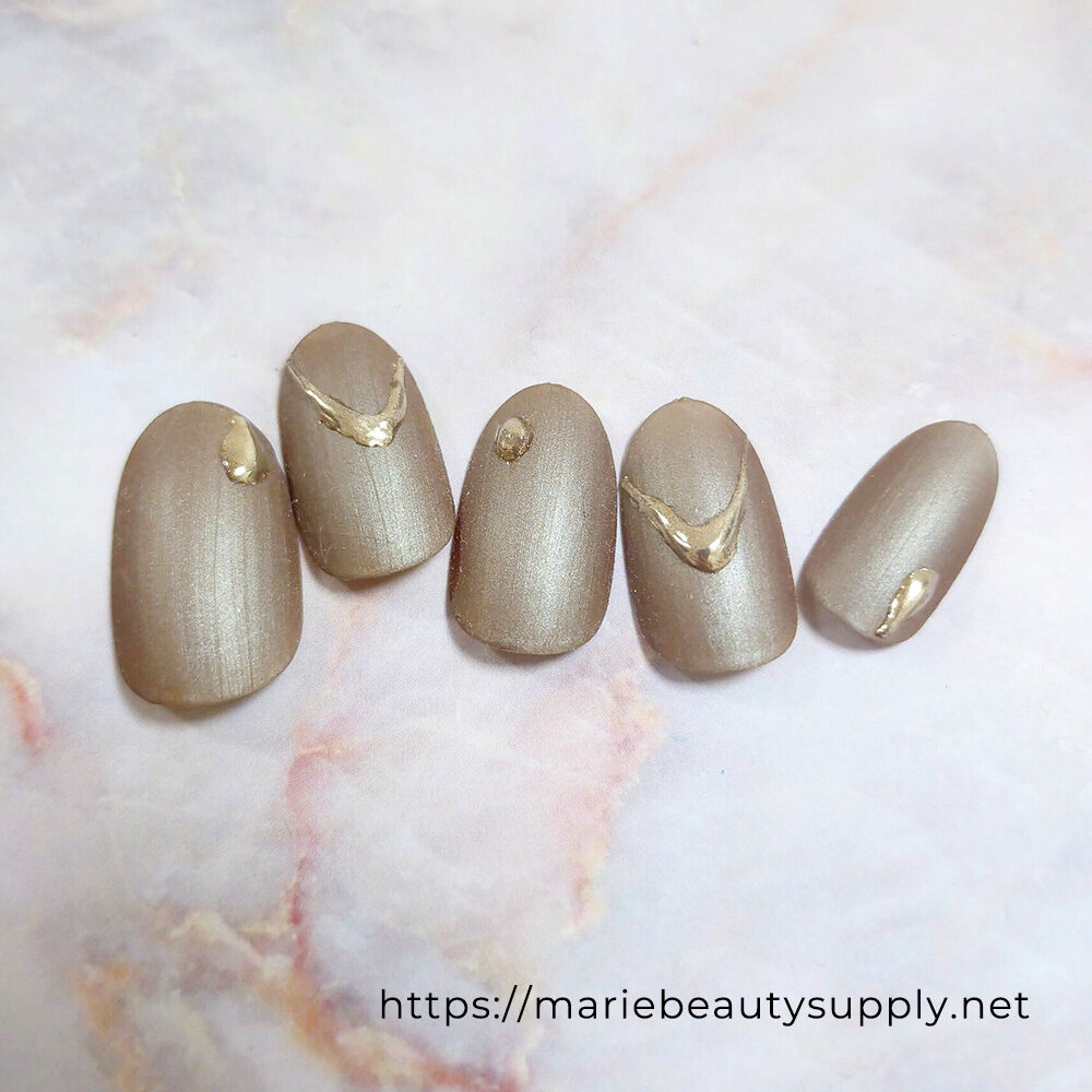Pearl color-based mirror design nail