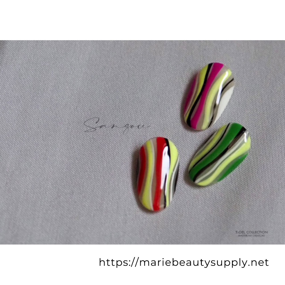 Stripe Art. And Trend Color